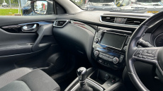 Nissan Qashqai 1.3 DiG-T N-Connecta 5dr Petrol Hatchback